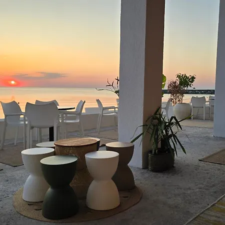 La Boutique 3* Mangalia